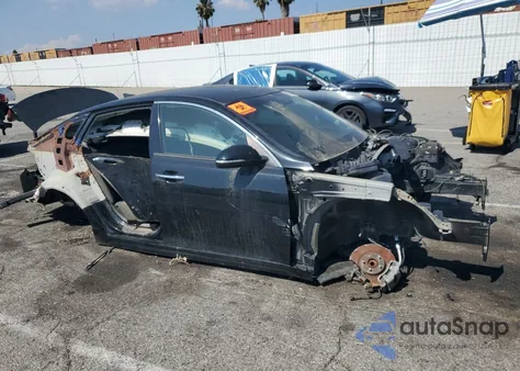 2018 Kia Optima Ex z USA, uszkodzony, nr VIN 5XXGU4L36JG273489